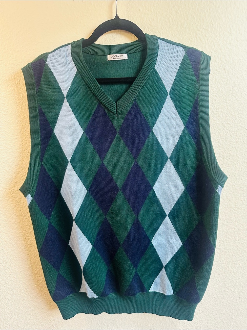 Men’s Green Argyle V-Neck Sweater Vest